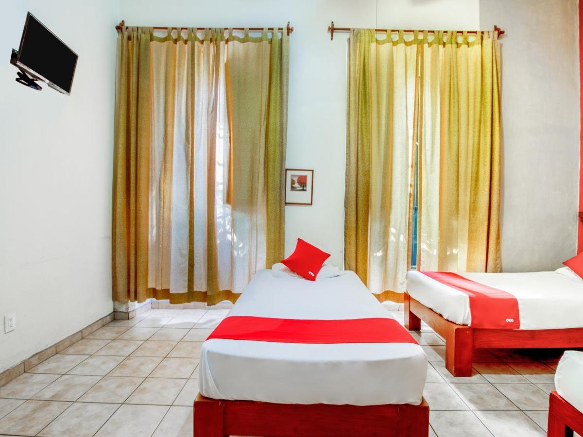 Oyo Hotel Posada Garibaldi กัวดาลาฮารา ภายนอก รูปภาพ