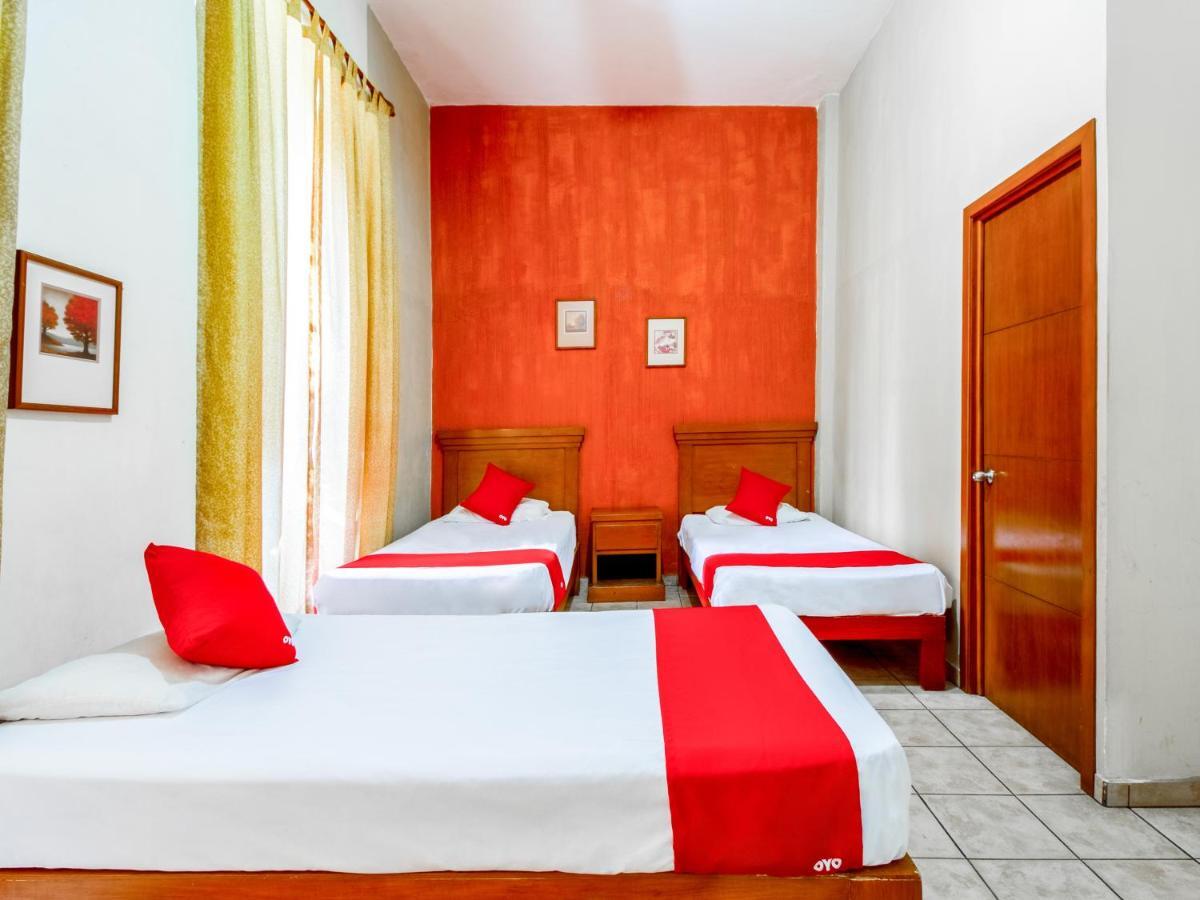 Oyo Hotel Posada Garibaldi กัวดาลาฮารา ภายนอก รูปภาพ