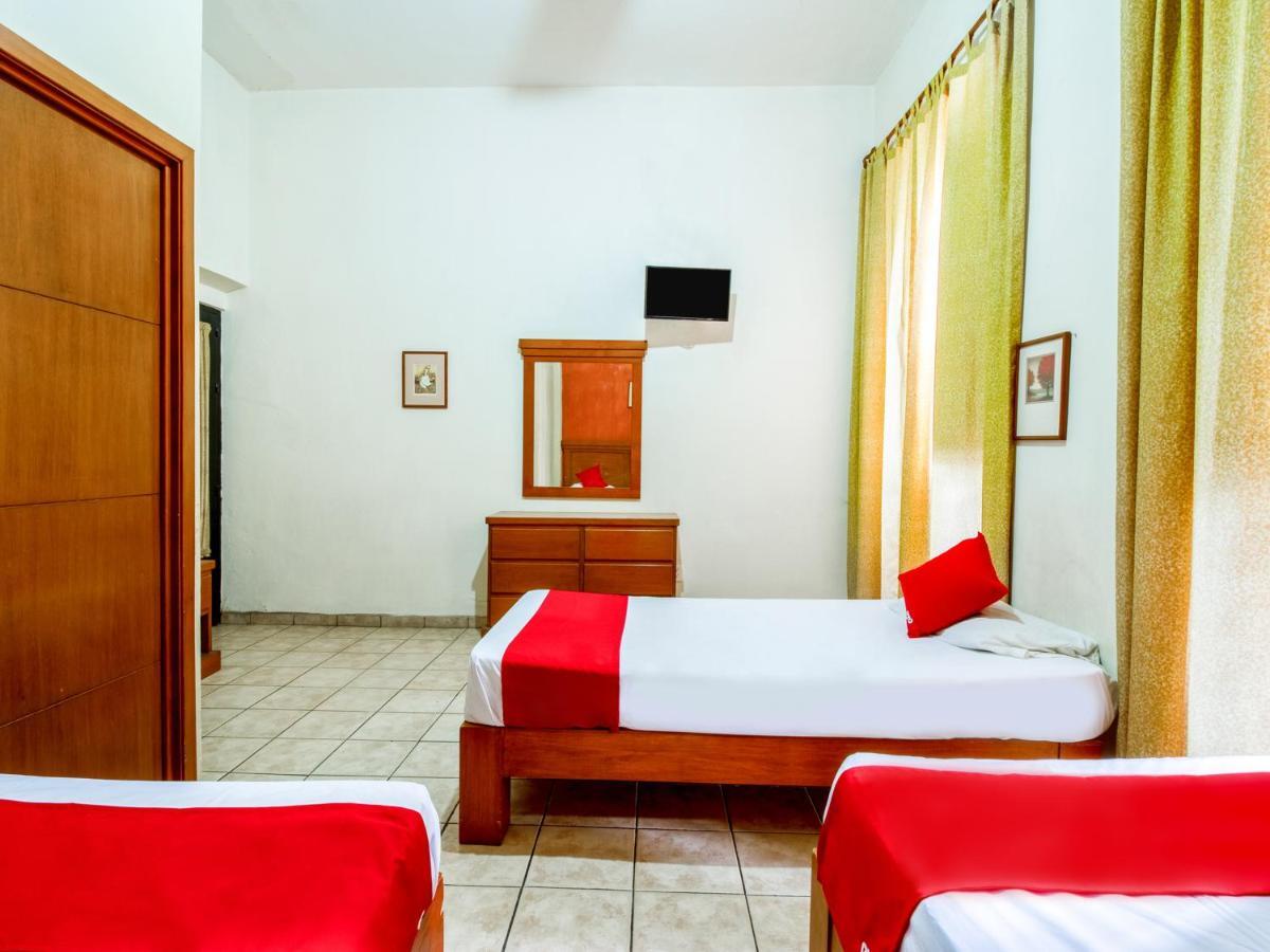 Oyo Hotel Posada Garibaldi กัวดาลาฮารา ภายนอก รูปภาพ