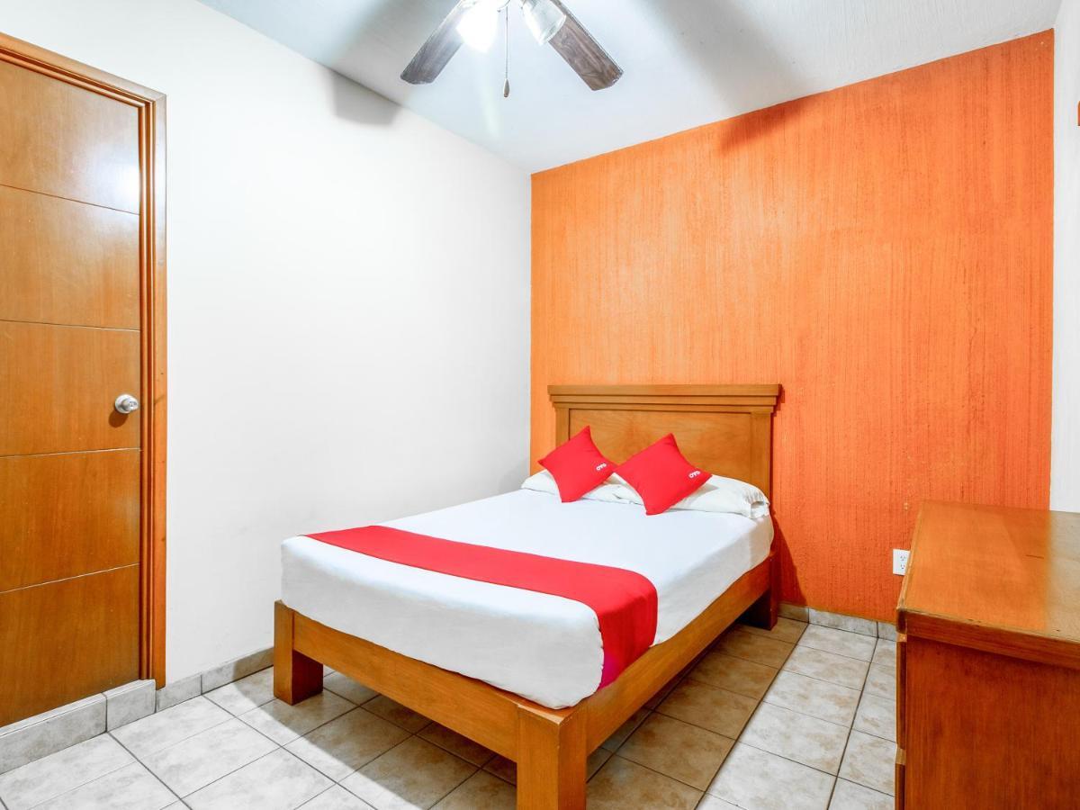 Oyo Hotel Posada Garibaldi กัวดาลาฮารา ภายนอก รูปภาพ