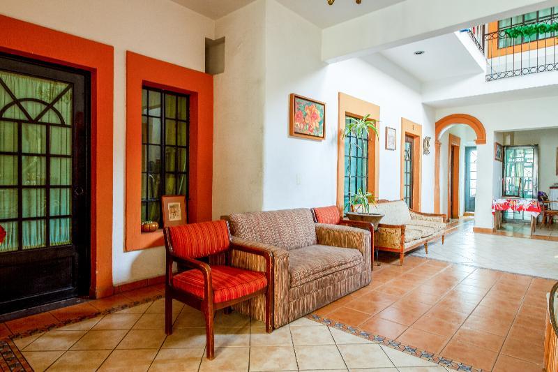 Oyo Hotel Posada Garibaldi กัวดาลาฮารา ภายนอก รูปภาพ