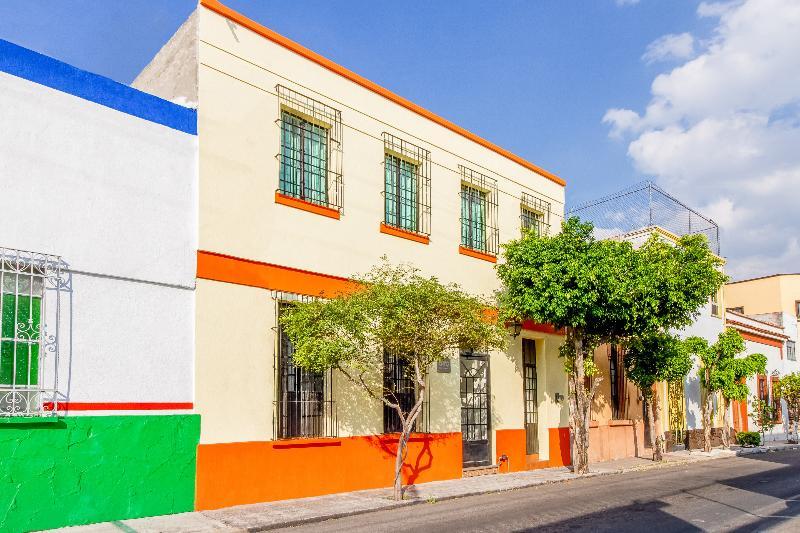 Oyo Hotel Posada Garibaldi กัวดาลาฮารา ภายนอก รูปภาพ
