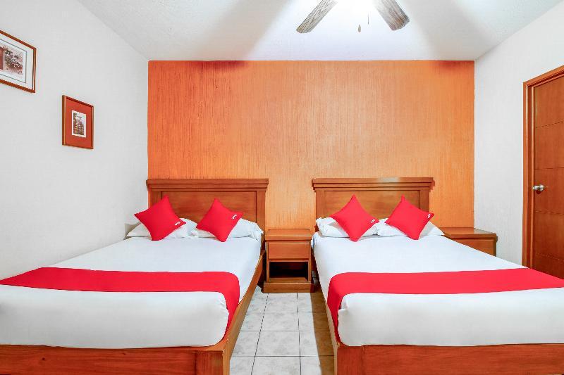 Oyo Hotel Posada Garibaldi กัวดาลาฮารา ภายนอก รูปภาพ