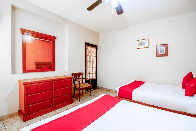 Oyo Hotel Posada Garibaldi กัวดาลาฮารา ภายนอก รูปภาพ
