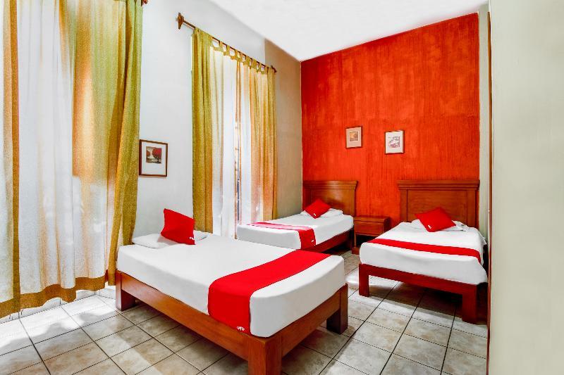 Oyo Hotel Posada Garibaldi กัวดาลาฮารา ภายนอก รูปภาพ