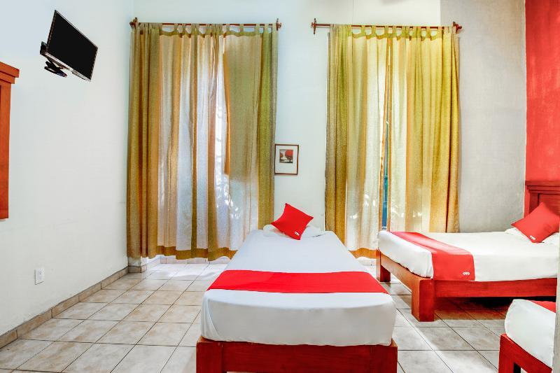 Oyo Hotel Posada Garibaldi กัวดาลาฮารา ภายนอก รูปภาพ